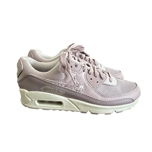 Nike Air Max 90 Plum Fog Athletic Shoes Womens Size 8  DC9445-500 - Picture 1 of 8